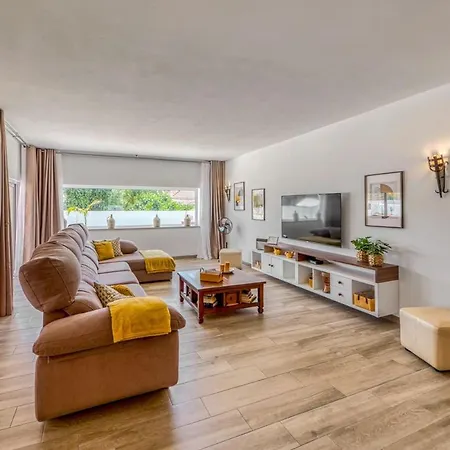 Moradia Messines Villa
