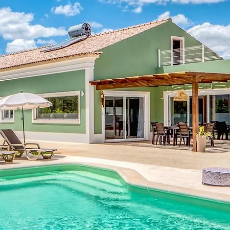 Moradia Messines Villa